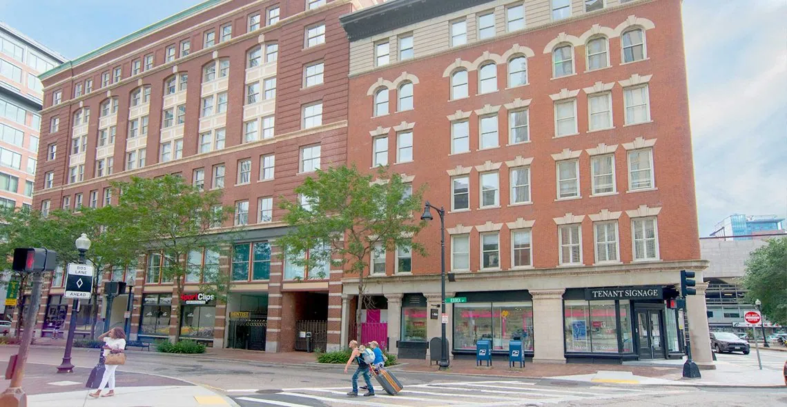 62-82 Lincoln Street
