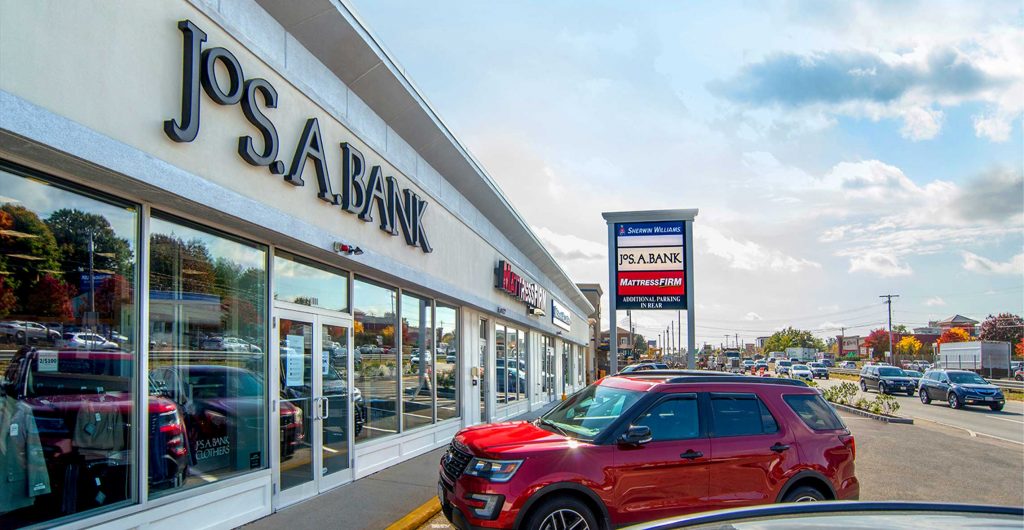 870890 Providence Highway Linear Retail Properties