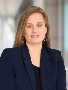 bio photo for Lauren Rogers