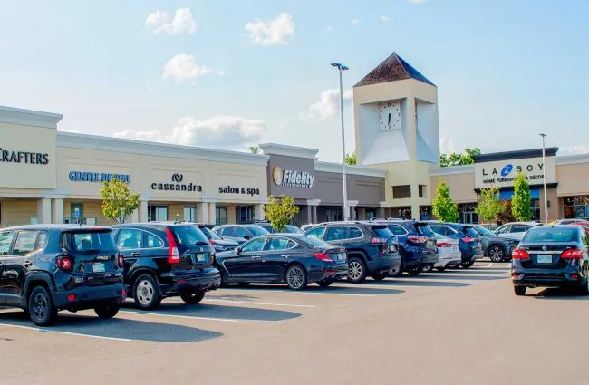 225 Daniel Webster Highway