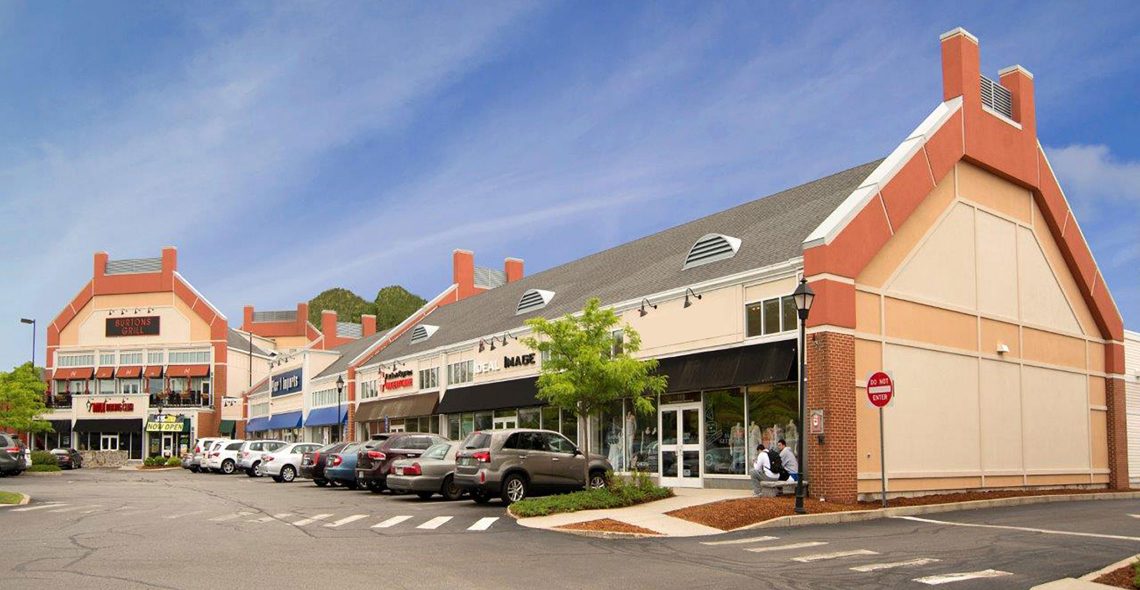 Eaglewood Shops in North Andover photo