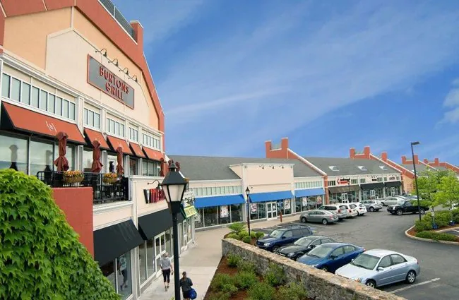 Eaglewood Shops in North Andover photo