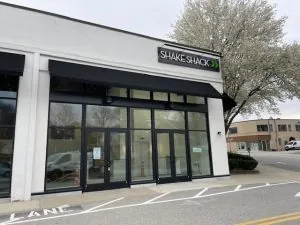 photo of exterior of shack shack coming soon to wellesley