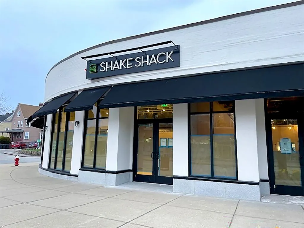 photo of shake shack with sign and awning up in wellesley
