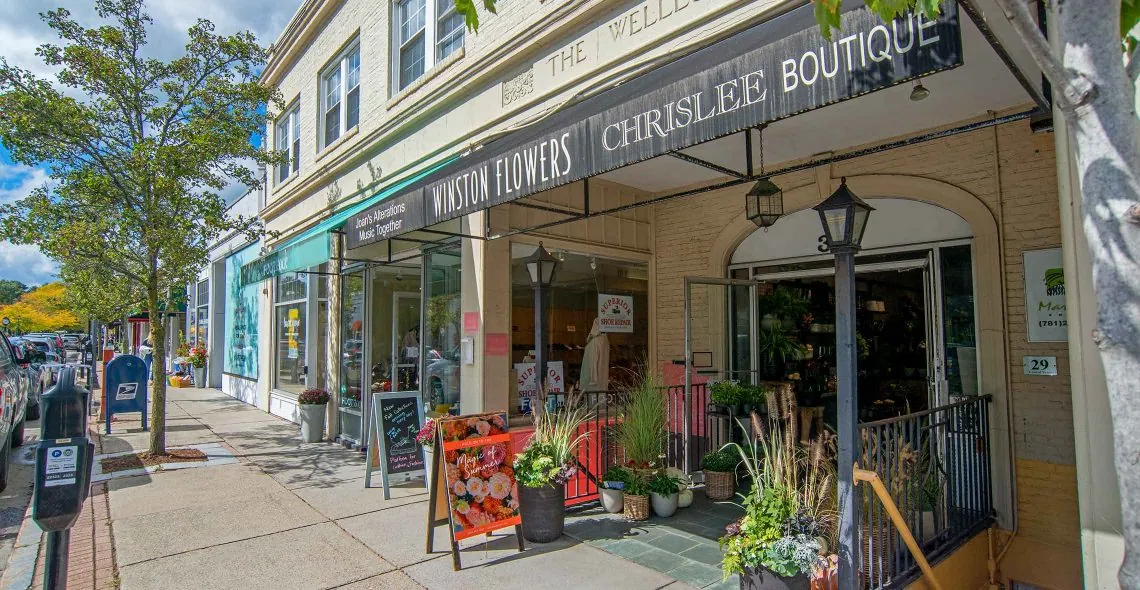 25-35 Central Street