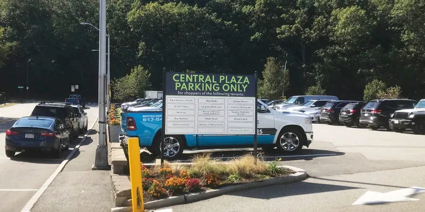 Central Plaza Parking Lot Pylon for Wellesley Central Plaza in Wellesley, MA